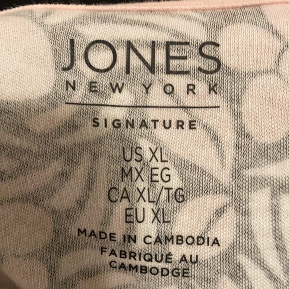 Jones New York Floral Print Sleeveless Top (NWT) - Picture 3 of 5